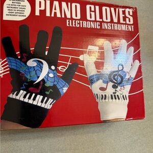 Electronic Piano Gloves with Musical Design